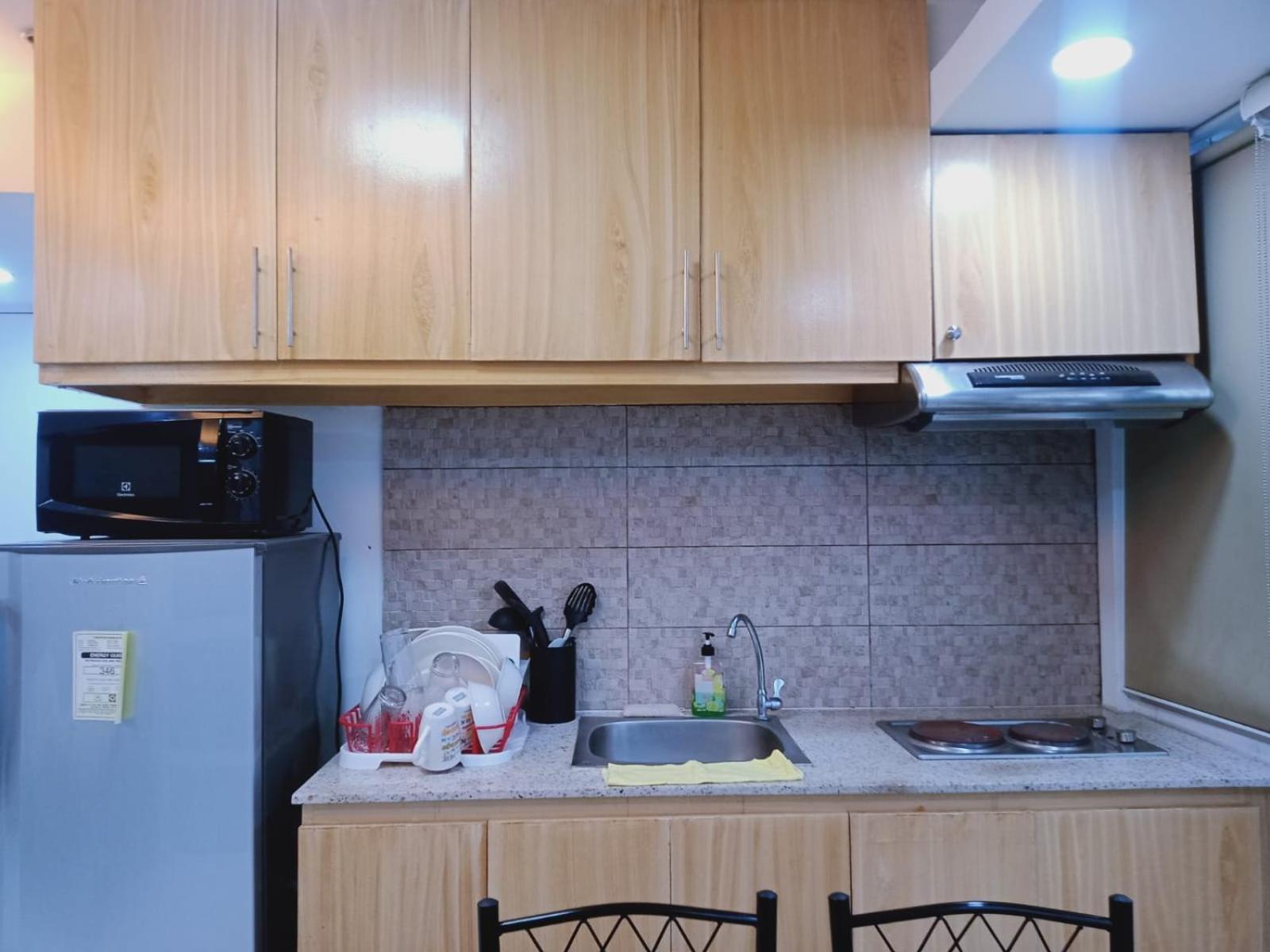 2 Bedrooms Units Forbes Area 5Th Avenue Bgc Center Manila Eksteriør billede