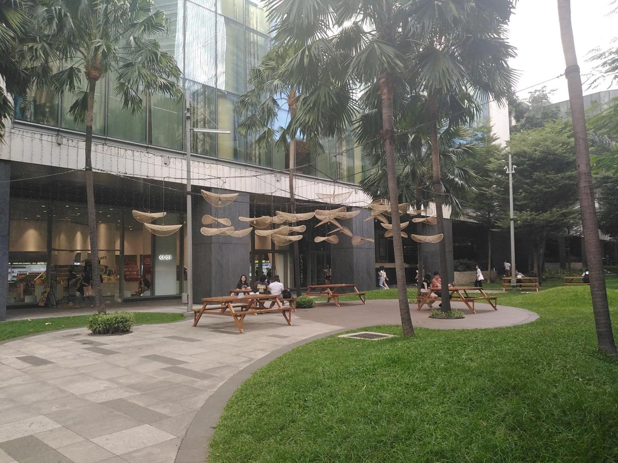 2 Bedrooms Units Forbes Area 5Th Avenue Bgc Center Manila Eksteriør billede